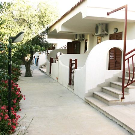 Residence Adriatico Mattinata Exterior foto